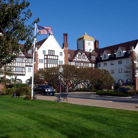 Montauk Manor Hotel Exterior photo